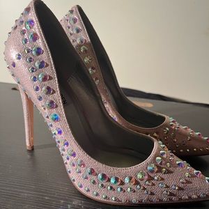 NWOT Steve Madden Rhinestone Heels